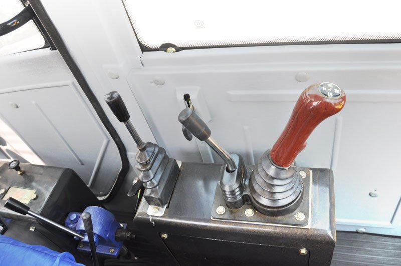 Retroexcavador_az-22-10 (3)