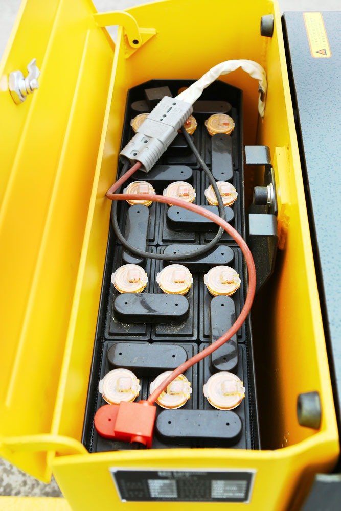 Transpaleta Electrica LiuGong CLG2020L-R3 (9)