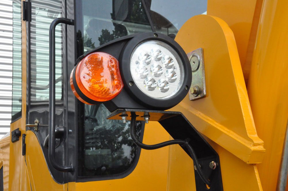 CARGADOR-FRONTAL-F118_5